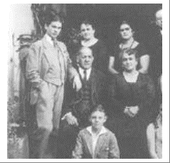 Kahlo - with her family